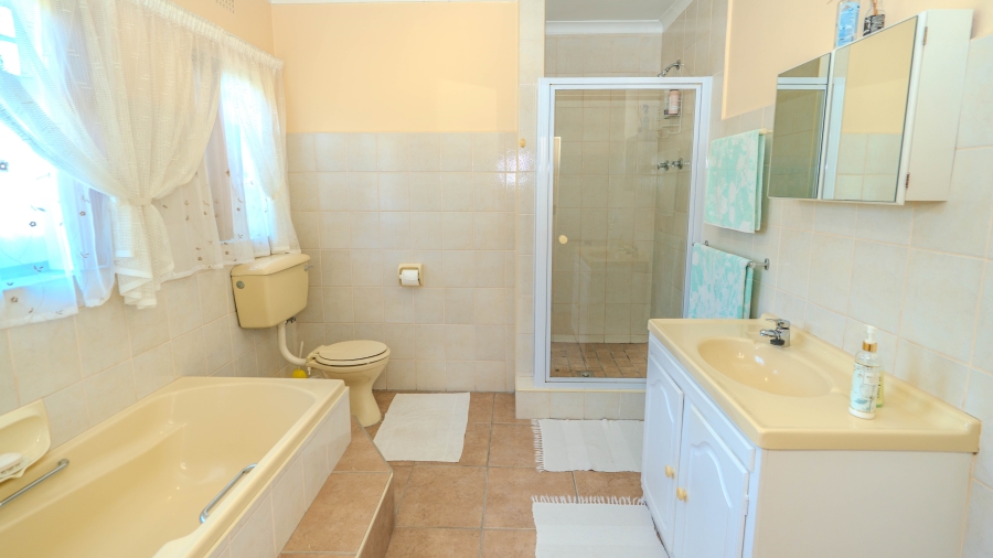 4 Bedroom Property for Sale in Morgenster Heights Western Cape